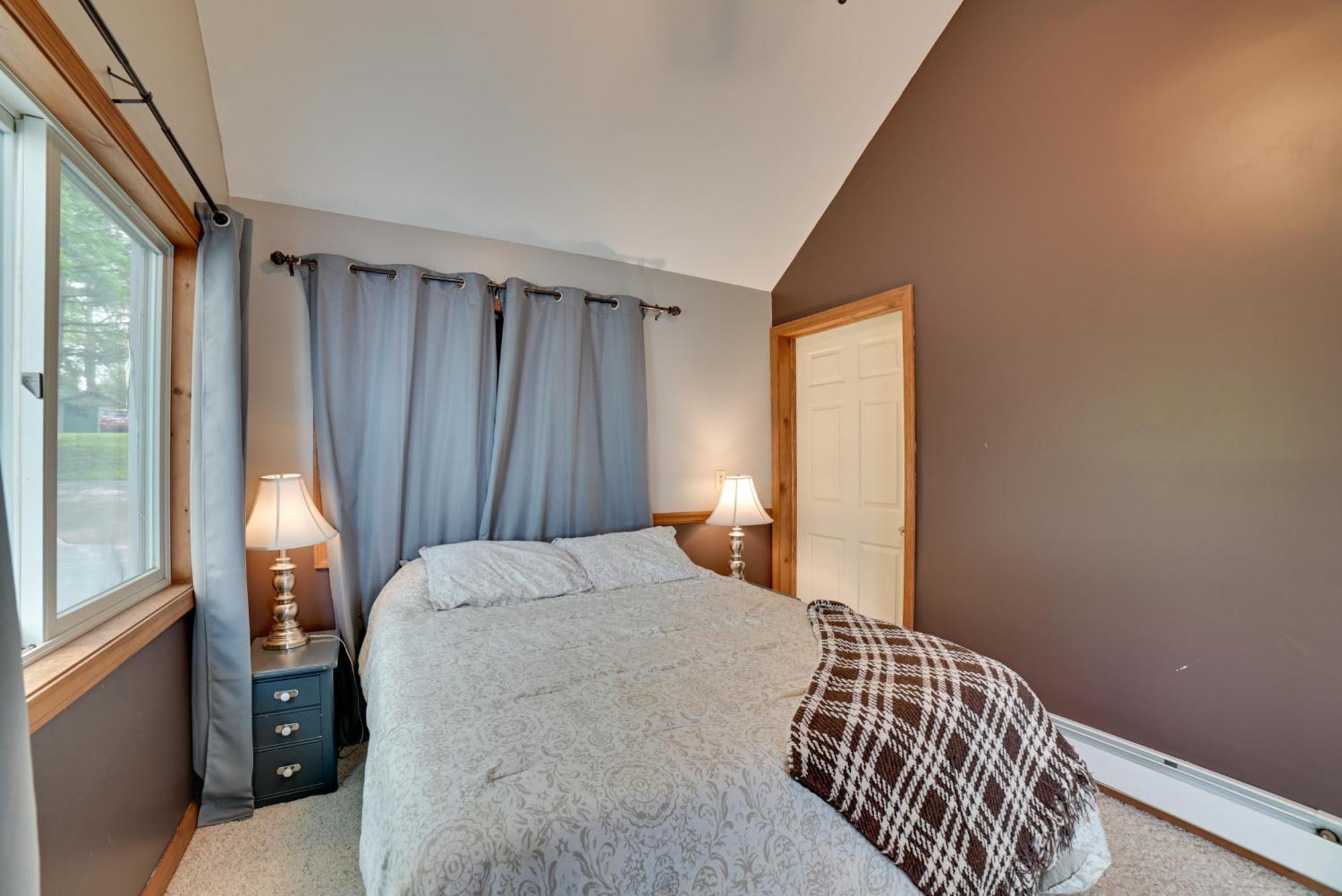 Cayuga Lake Retreat In Seneca Falls With Dock! Ngoại thất bức ảnh